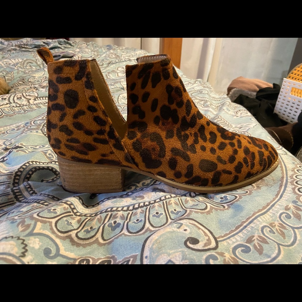 Women’s Booties